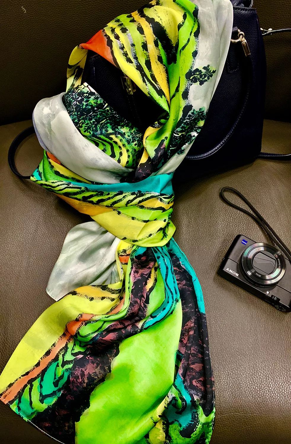 Custom Silk Scarf Manufacturers – Private Label Caps OEM - Image 4